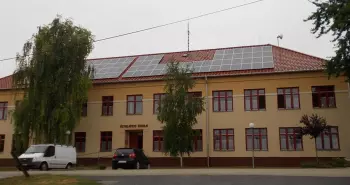 Önkormányzati napelem rendszer, Iskola